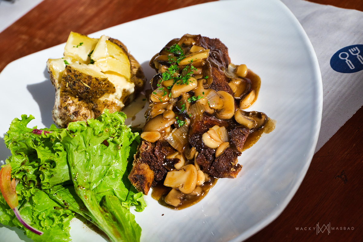 Ribs in Malt Vinegar & Tamarind with Sautéed Mushrooms